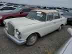 1966 MERCEDES-BENZ 230