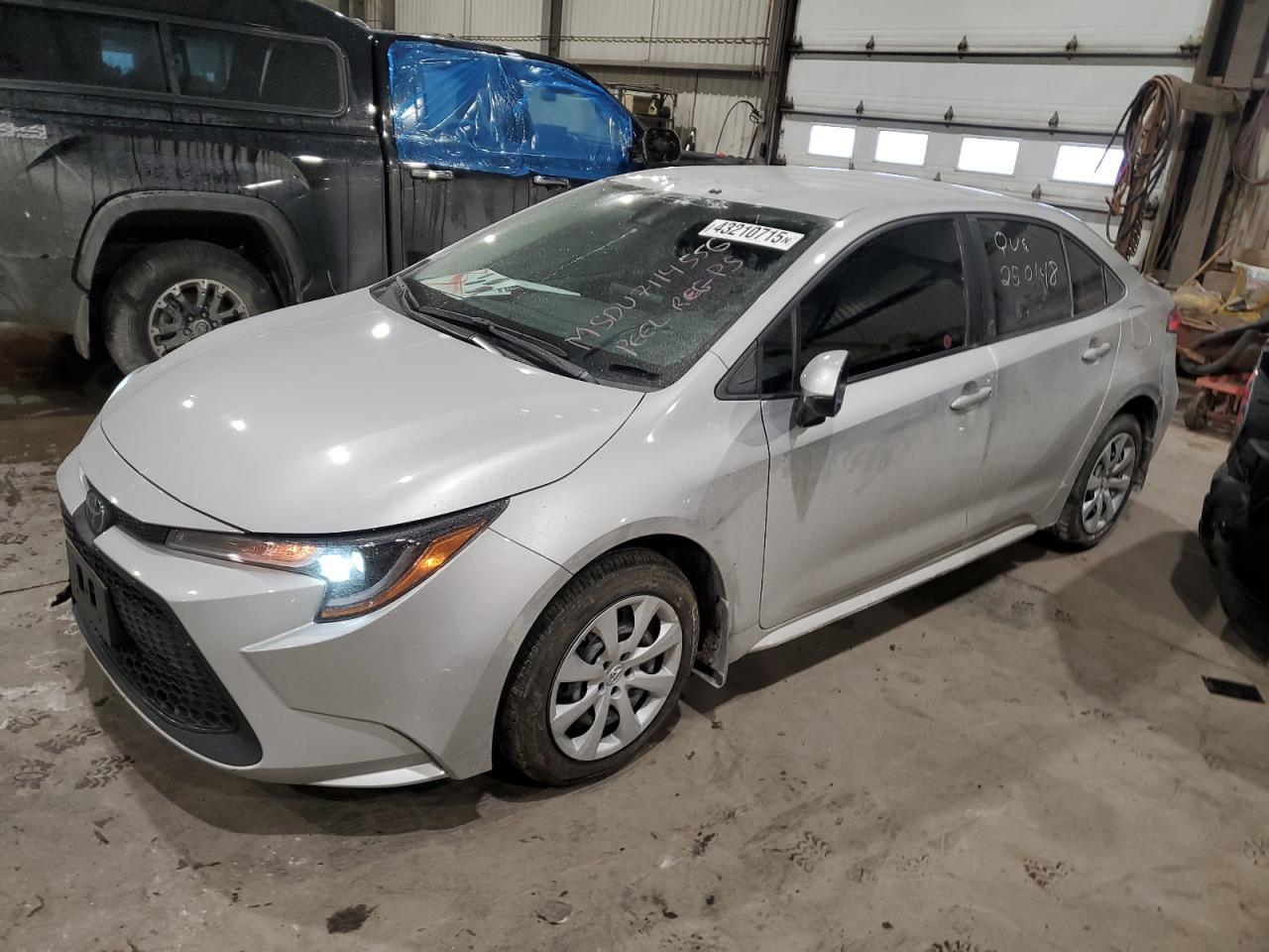 2022 TOYOTA COROLLA