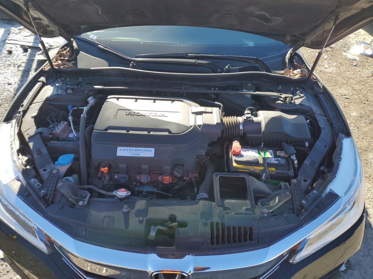 2017 HONDA ACCORD