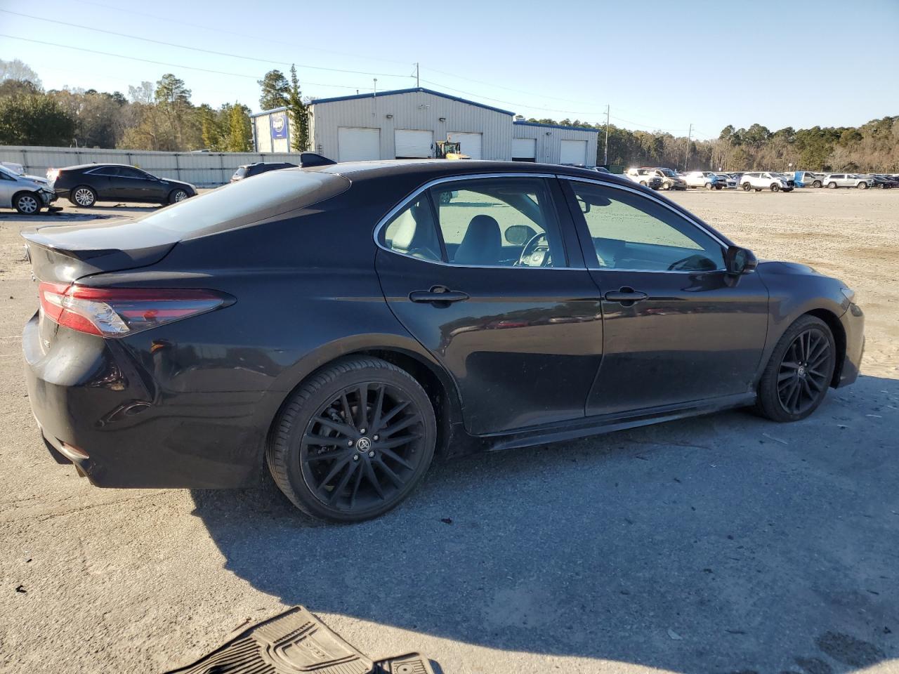2022 TOYOTA CAMRY