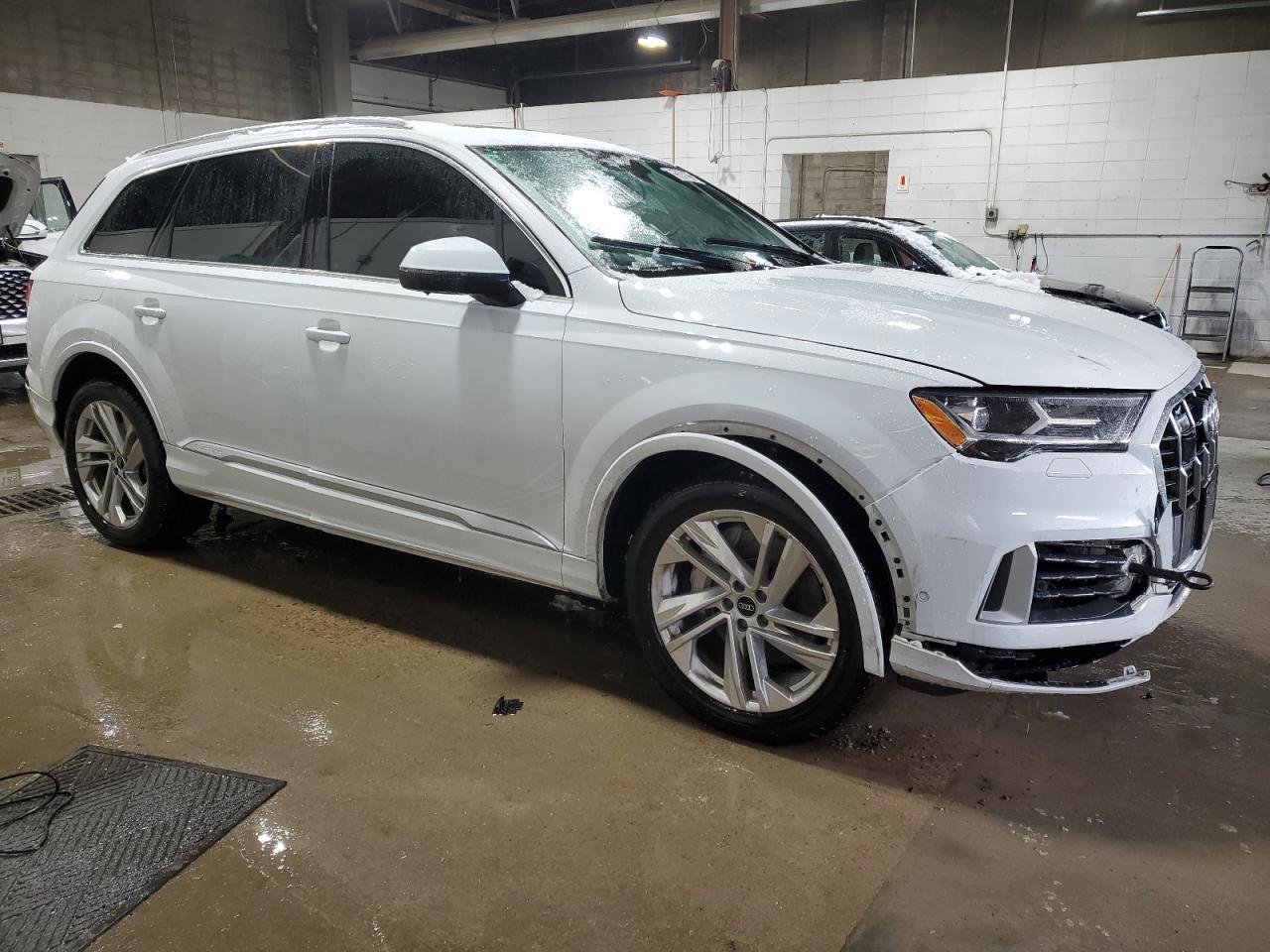2022 AUDI Q7