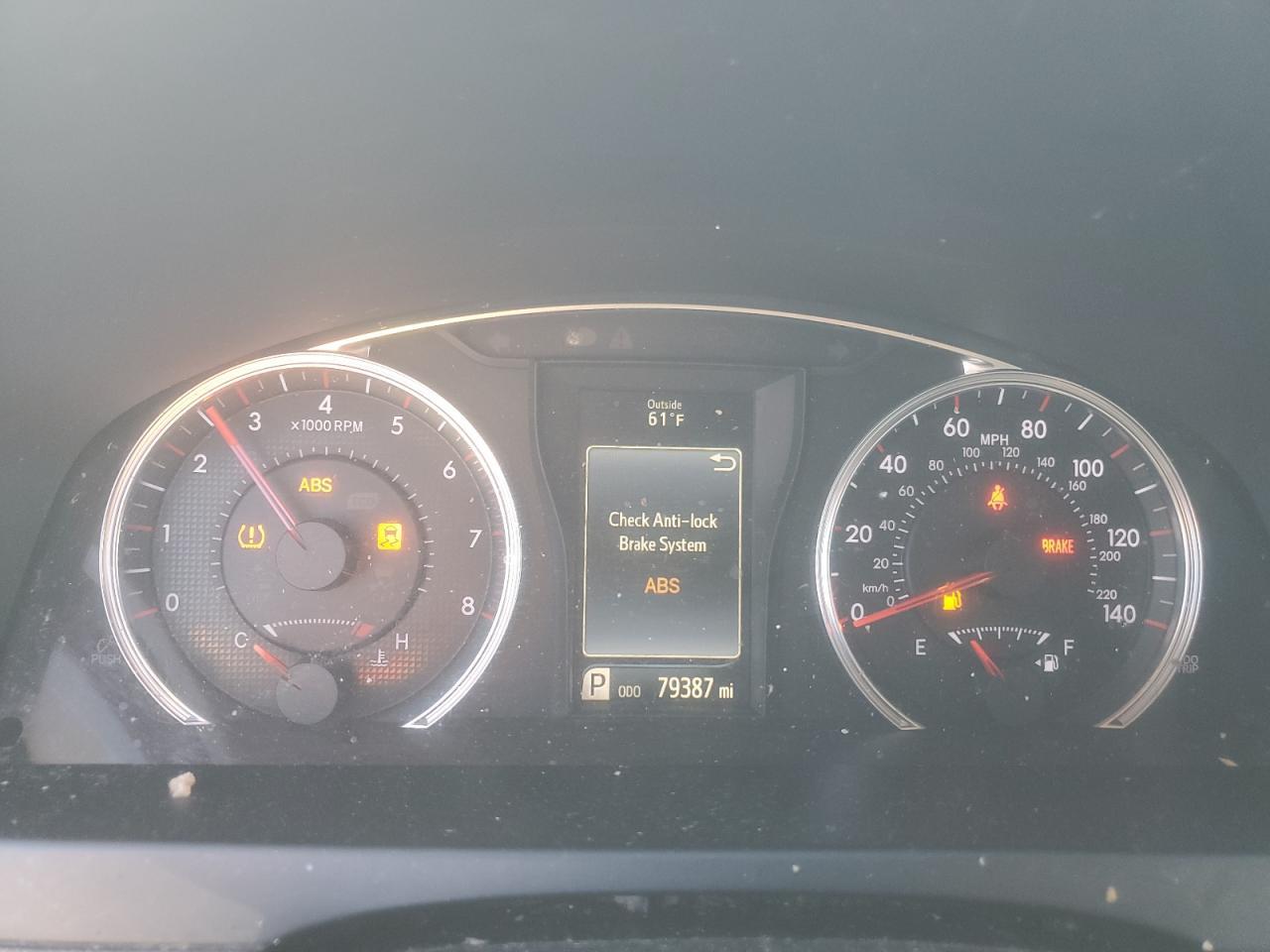 2016 TOYOTA CAMRY