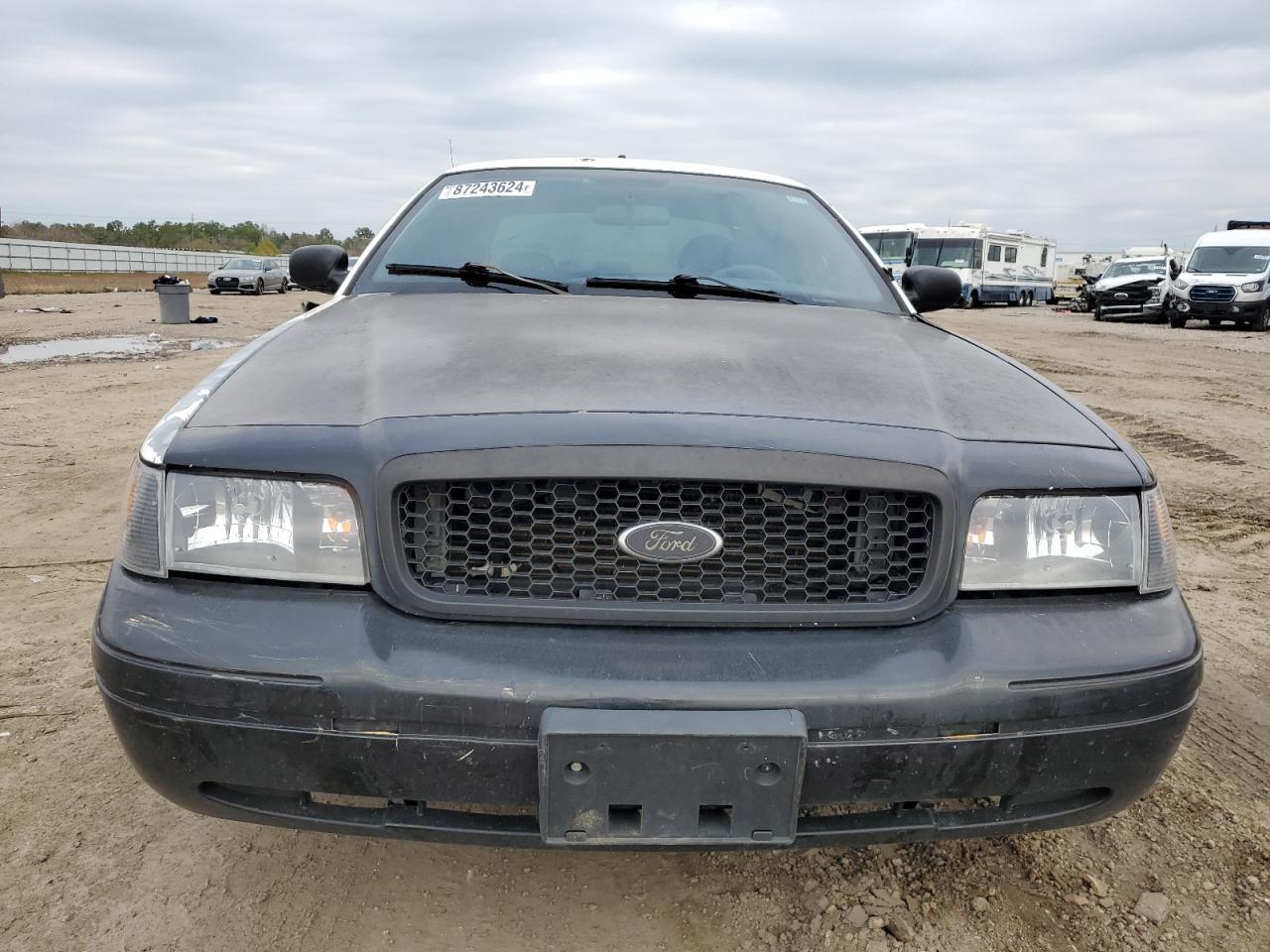 2005 FORD Crown Victoria
