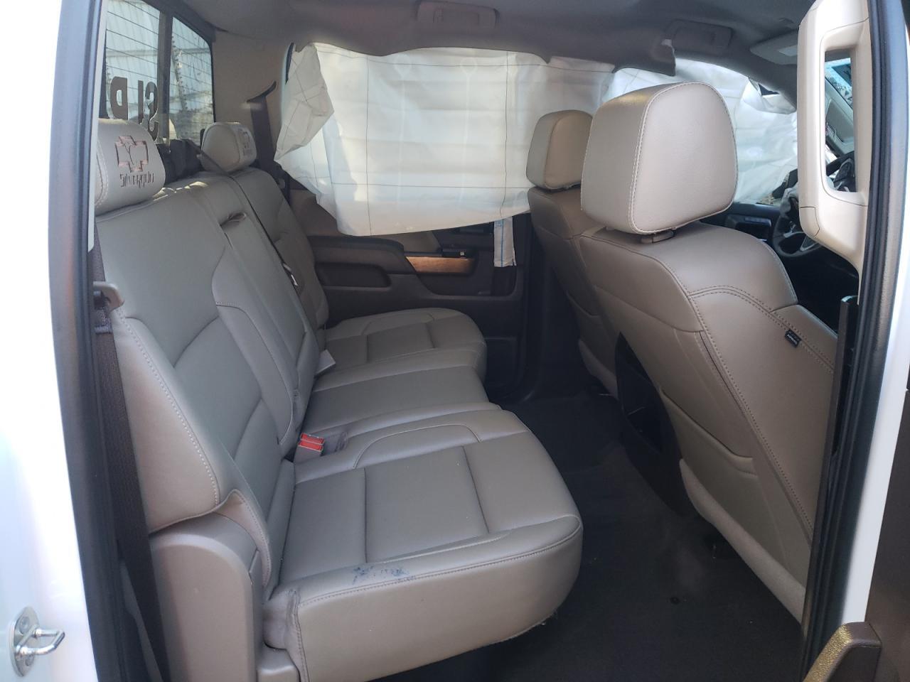 2018 CHEVROLET Silverado