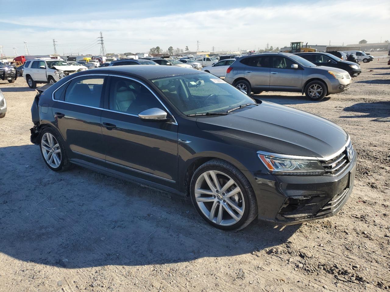 2016 VOLKSWAGEN Passat