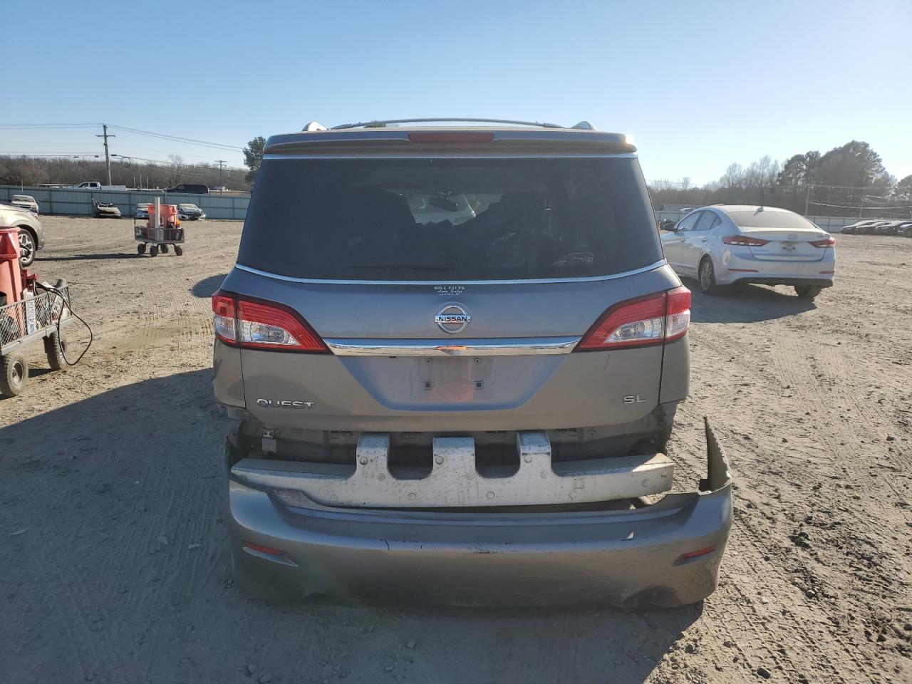2011 NISSAN Quest