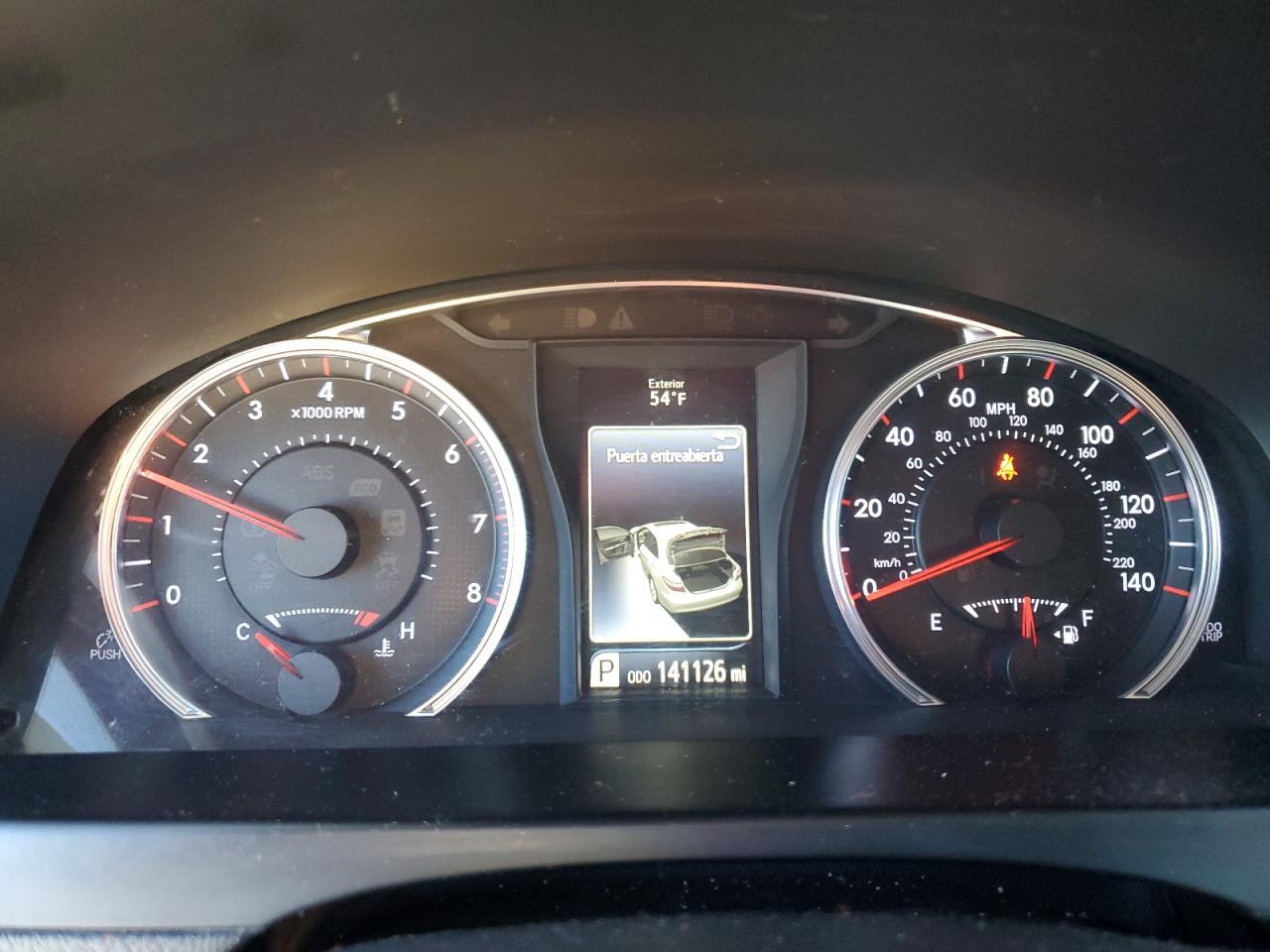 2016 TOYOTA CAMRY