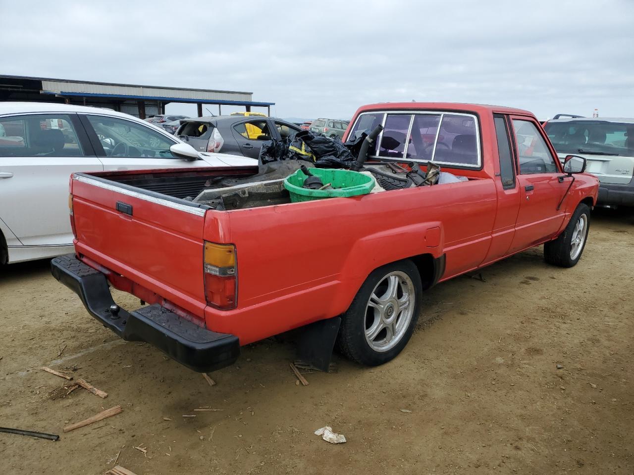 1987 TOYOTA Pickup