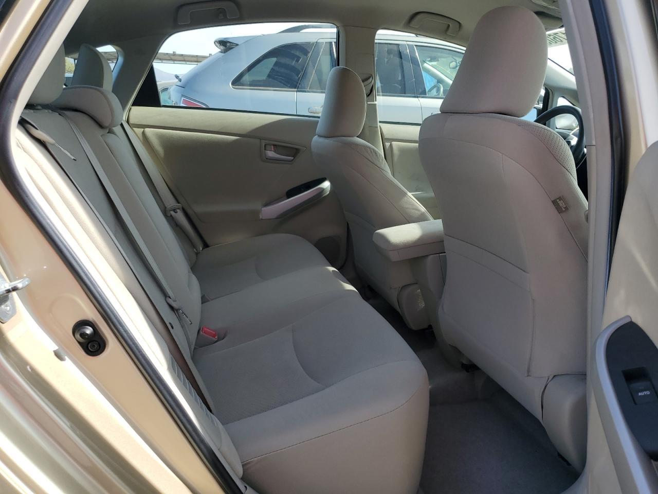 2011 TOYOTA PRIUS