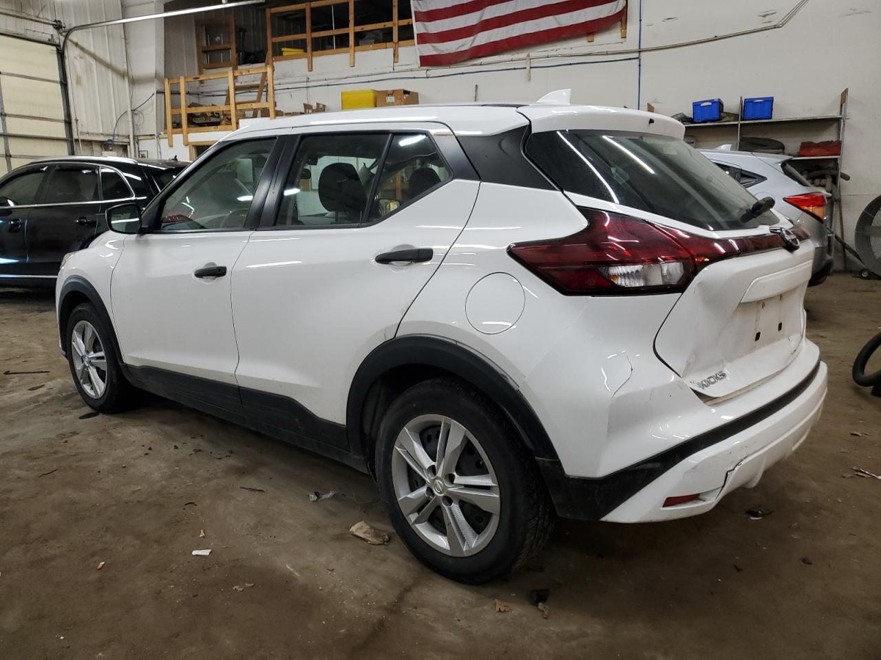 2022 NISSAN KICKS