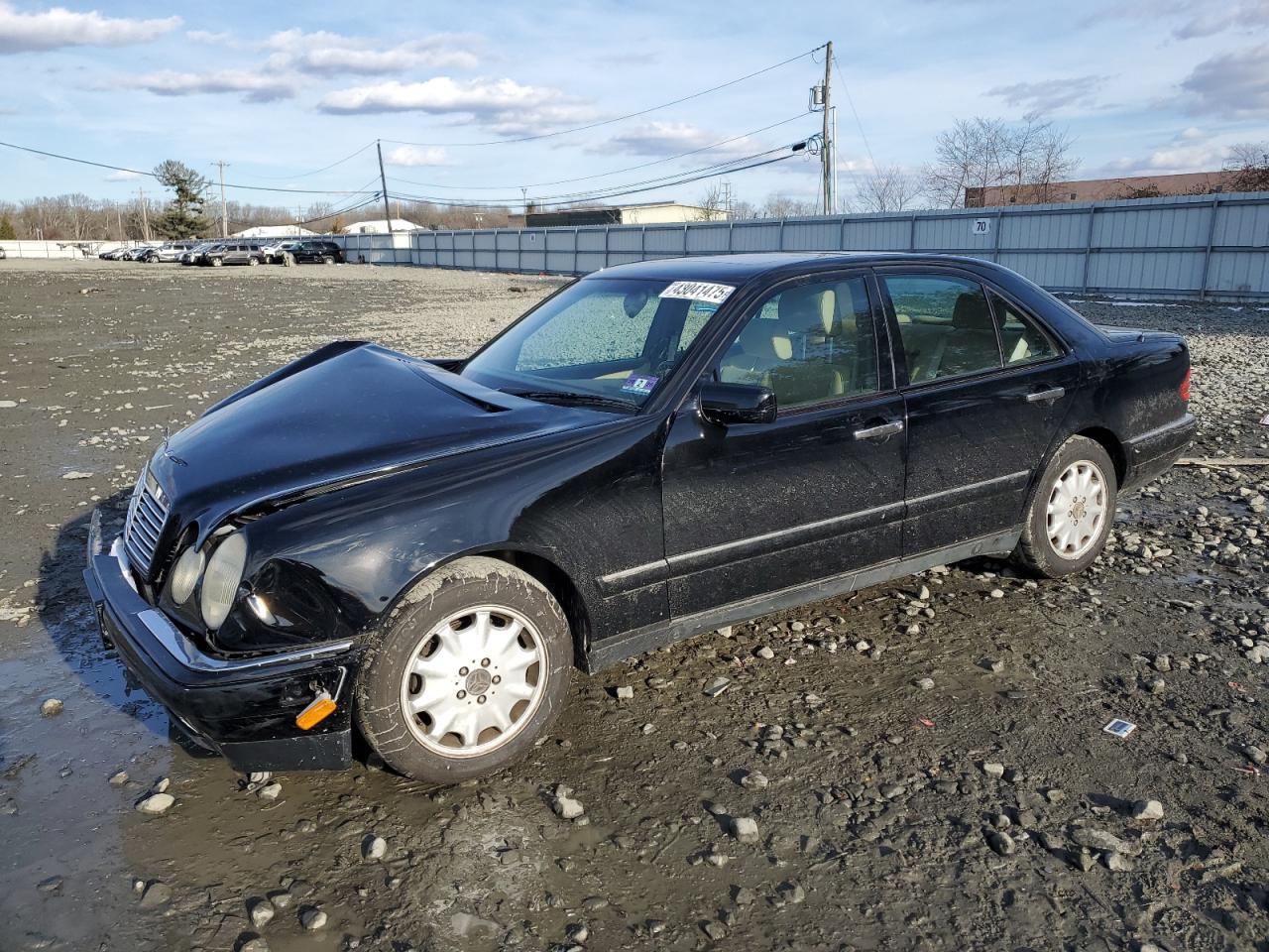 1996 MERCEDES-BENZ E-Class