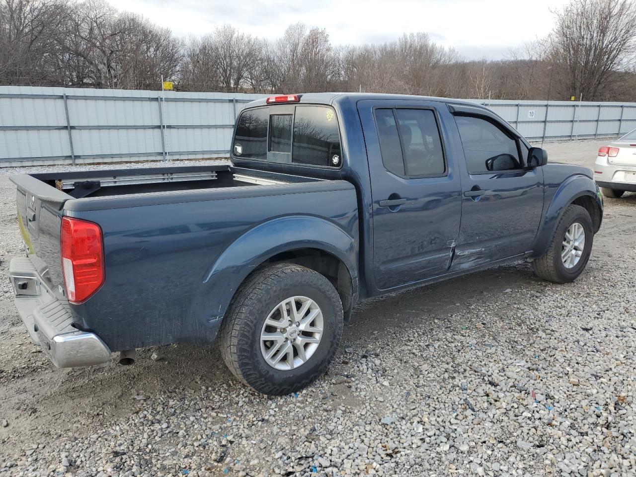 2016 NISSAN Frontier