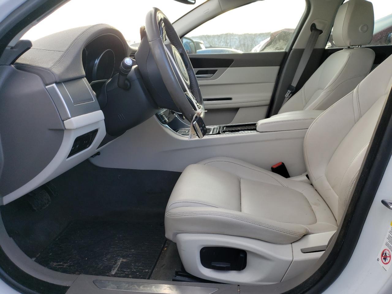 2018 JAGUAR XF