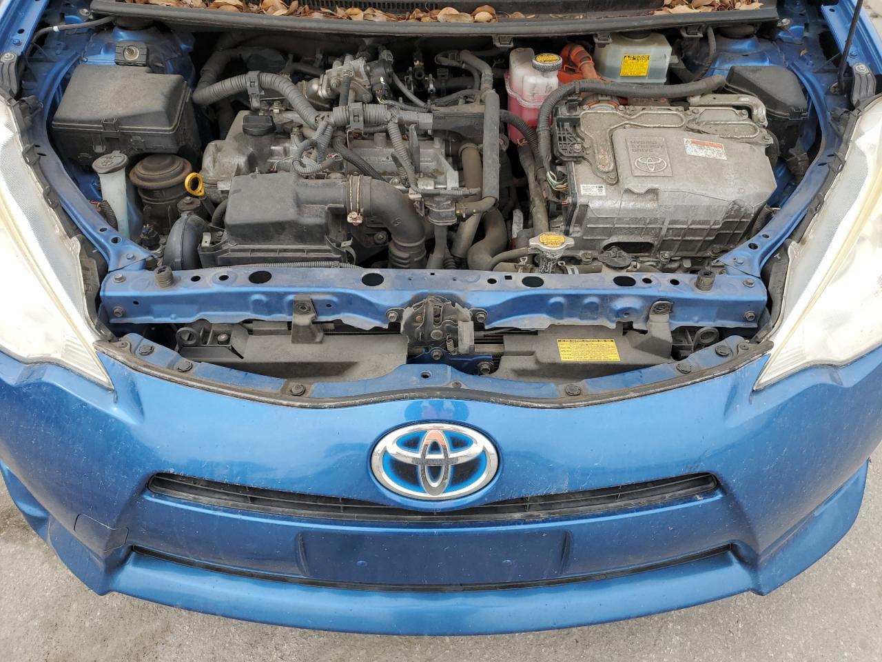 2013 TOYOTA PRIUS