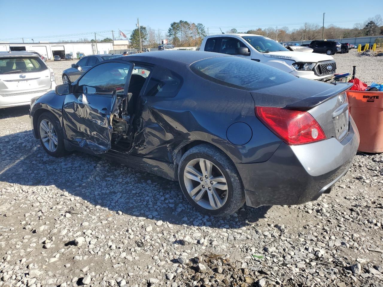 2010 NISSAN ALTIMA