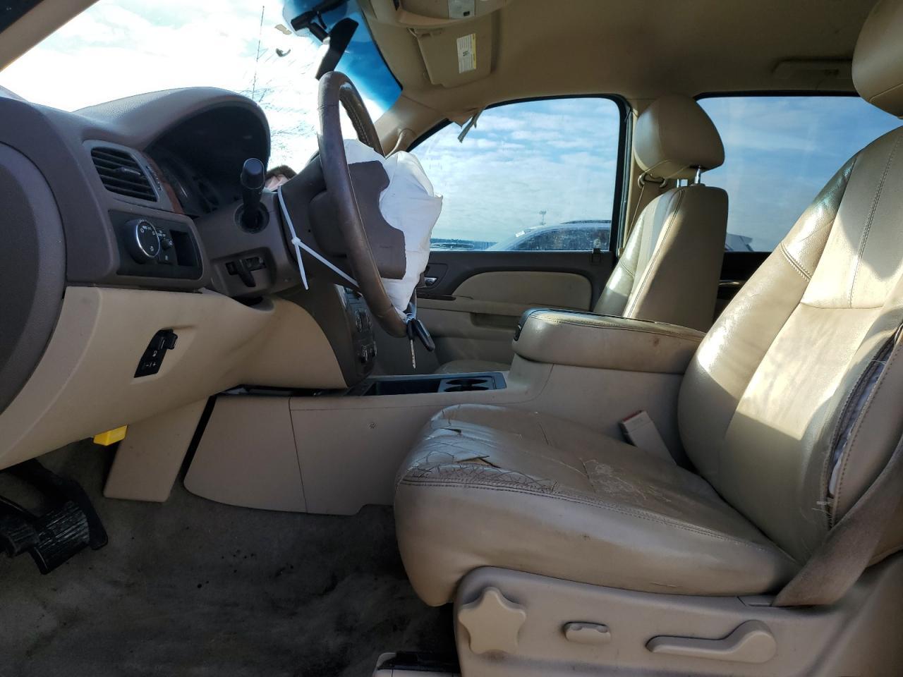 2011 CHEVROLET Avalanche