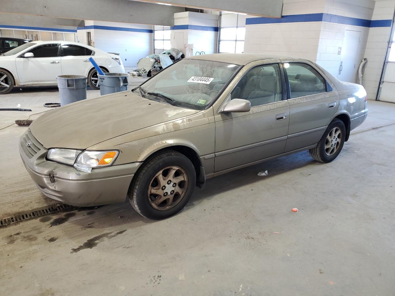 1999 TOYOTA CAMRY