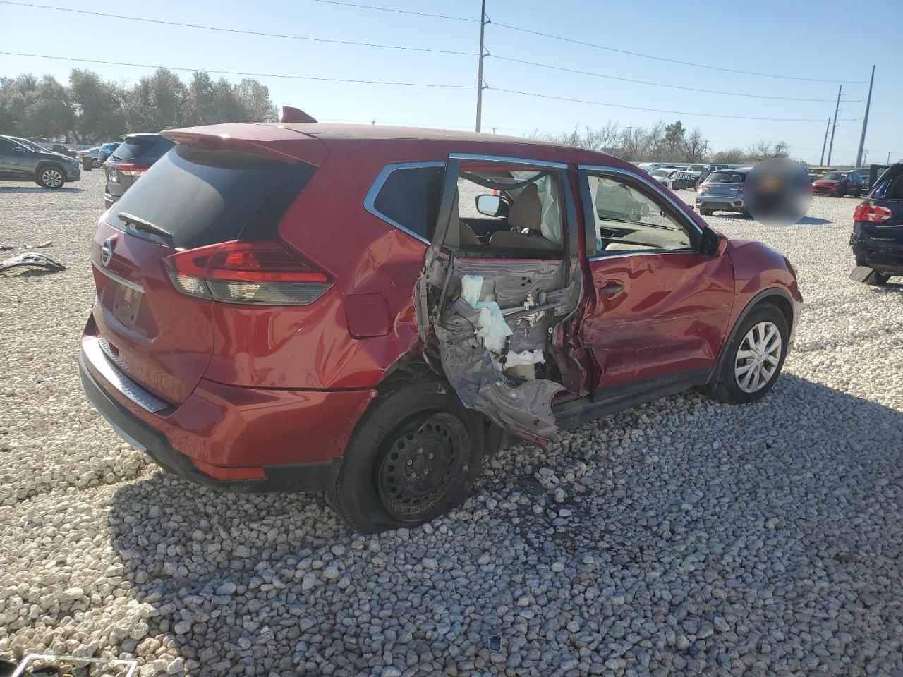 2017 NISSAN ROGUE