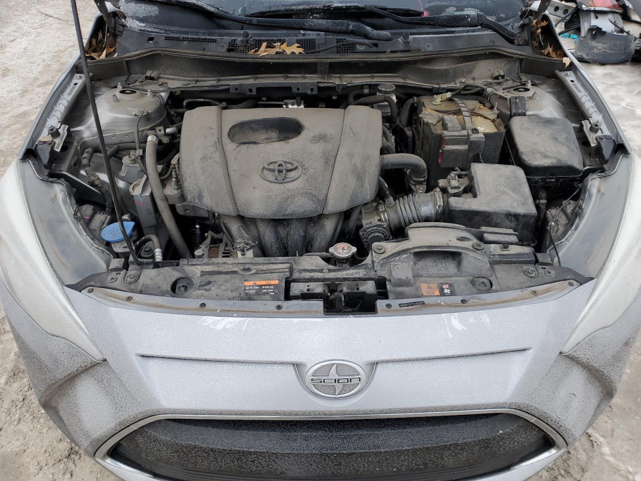 2016 TOYOTA SCION