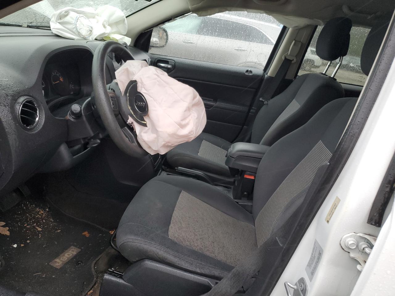 2015 JEEP Compass