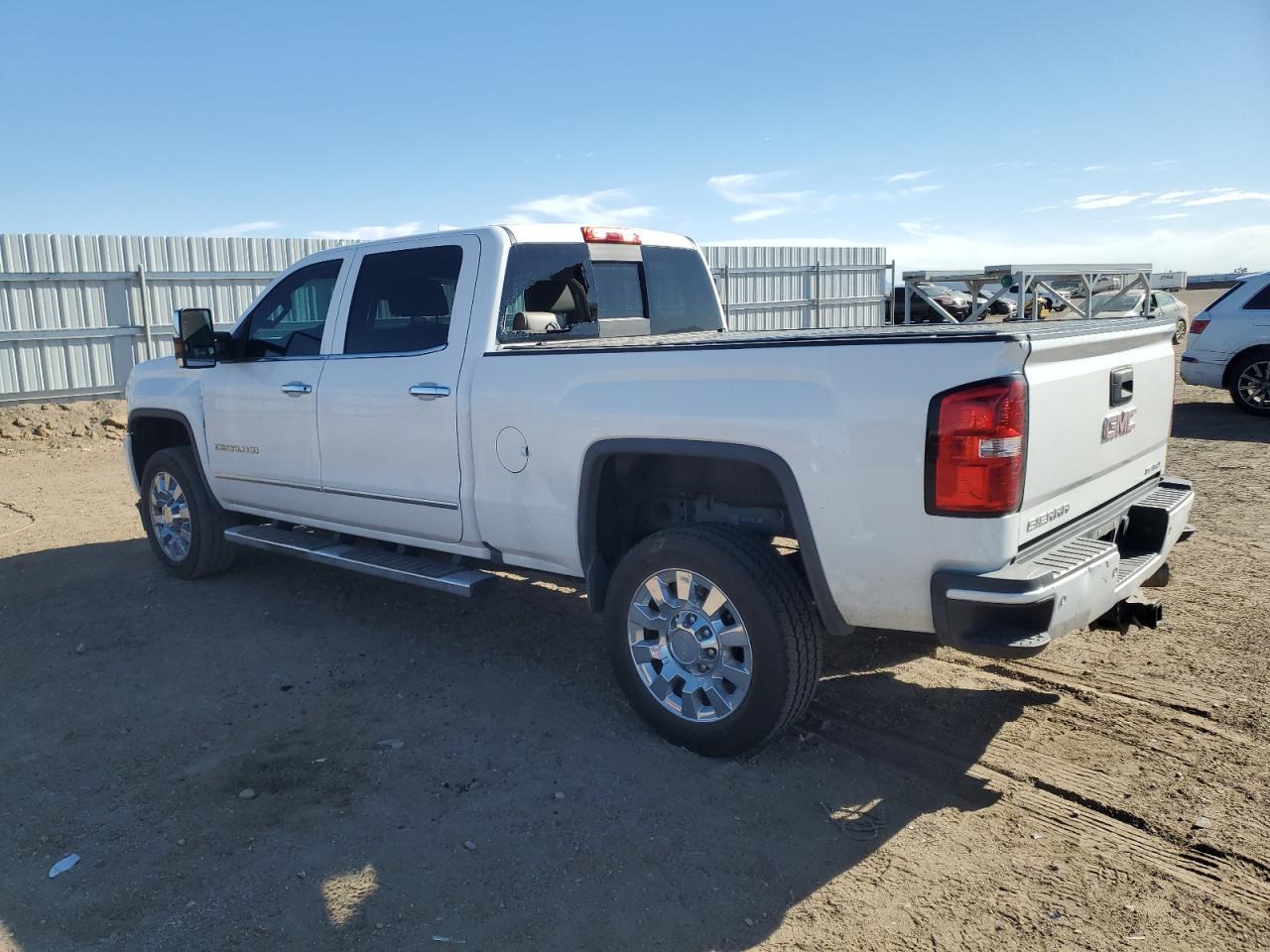 2015 GMC Sierra