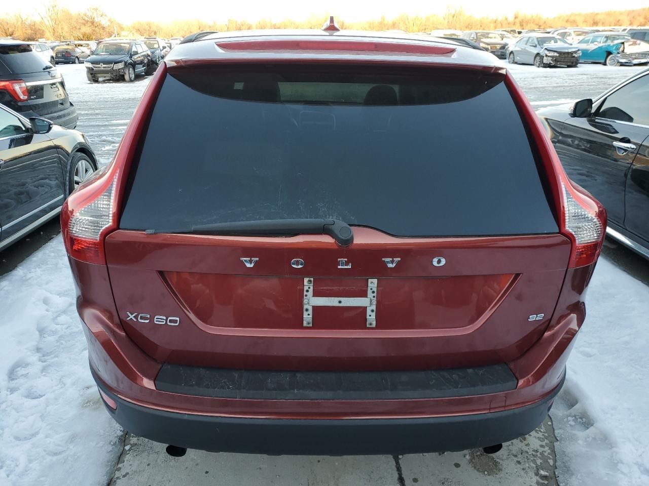 2010 VOLVO XC60