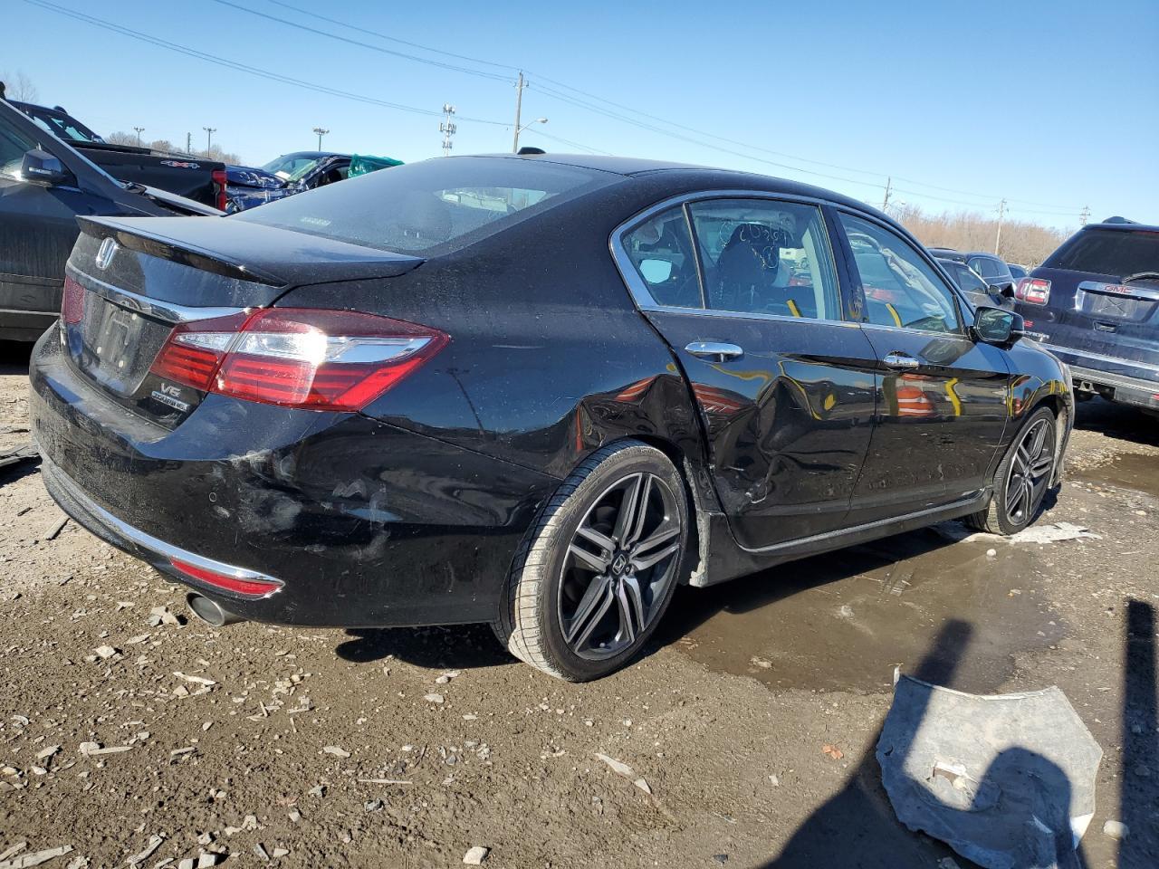 2017 HONDA ACCORD