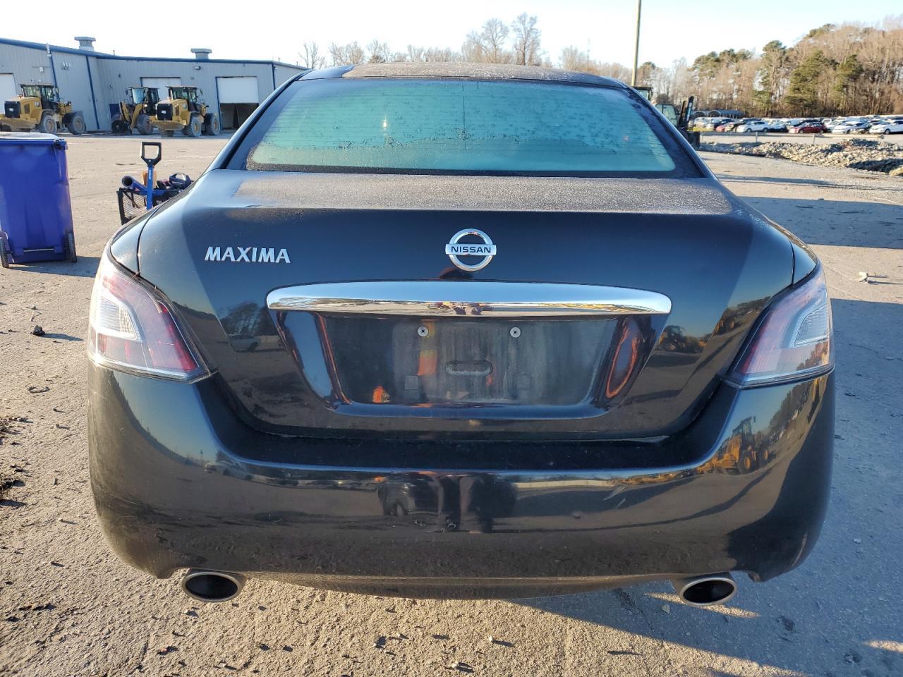 2014 NISSAN Maxima