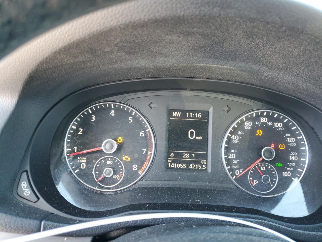 2014 VOLKSWAGEN Passat
