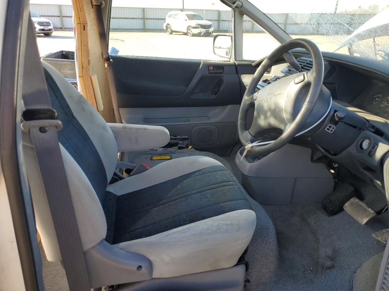 1998 TOYOTA Estima