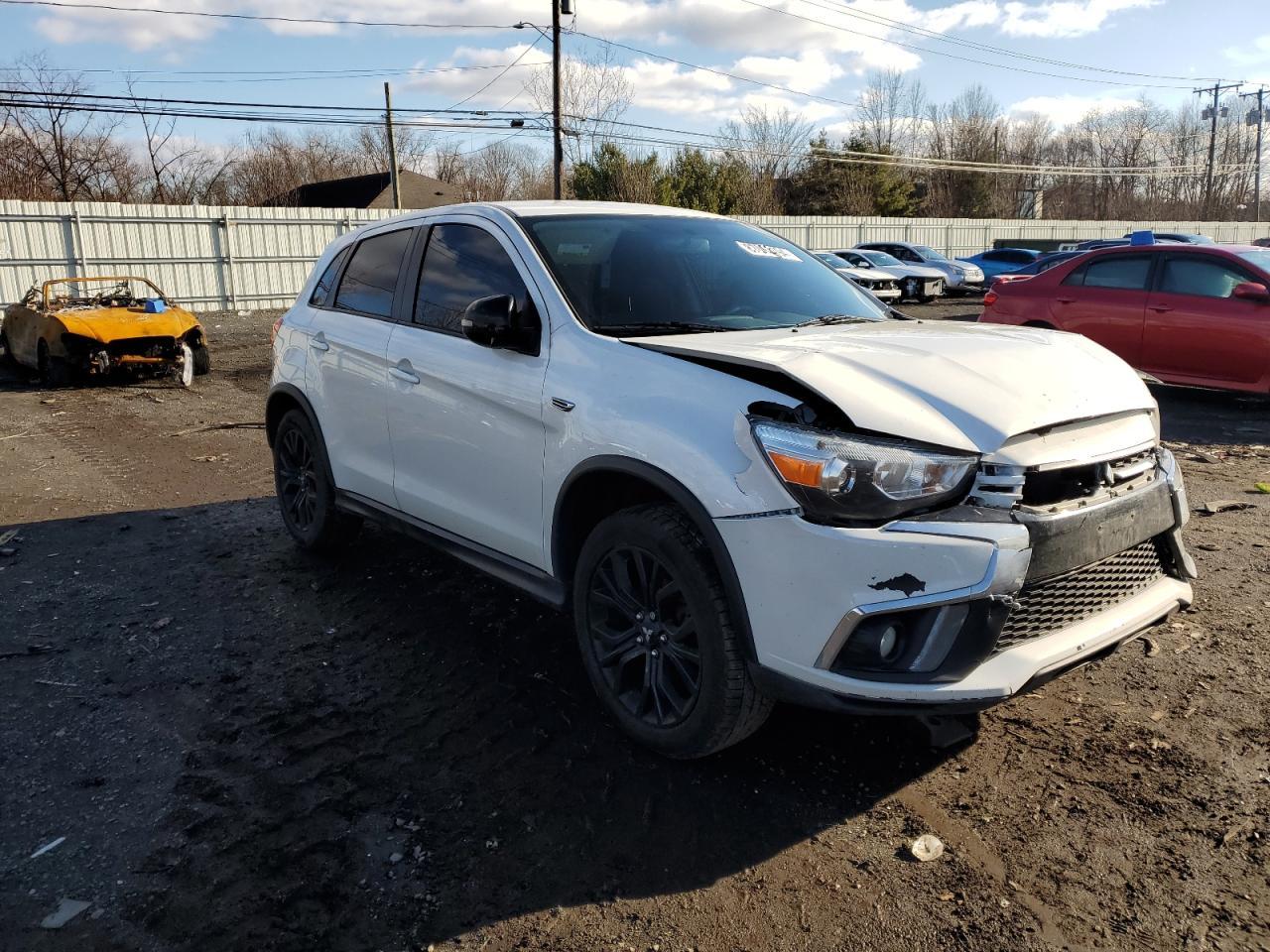 2019 MITSUBISHI Outlander Sport