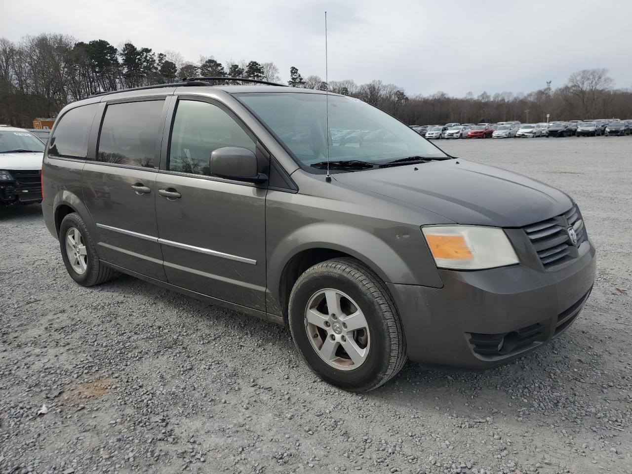 2010 DODGE CARAVAN