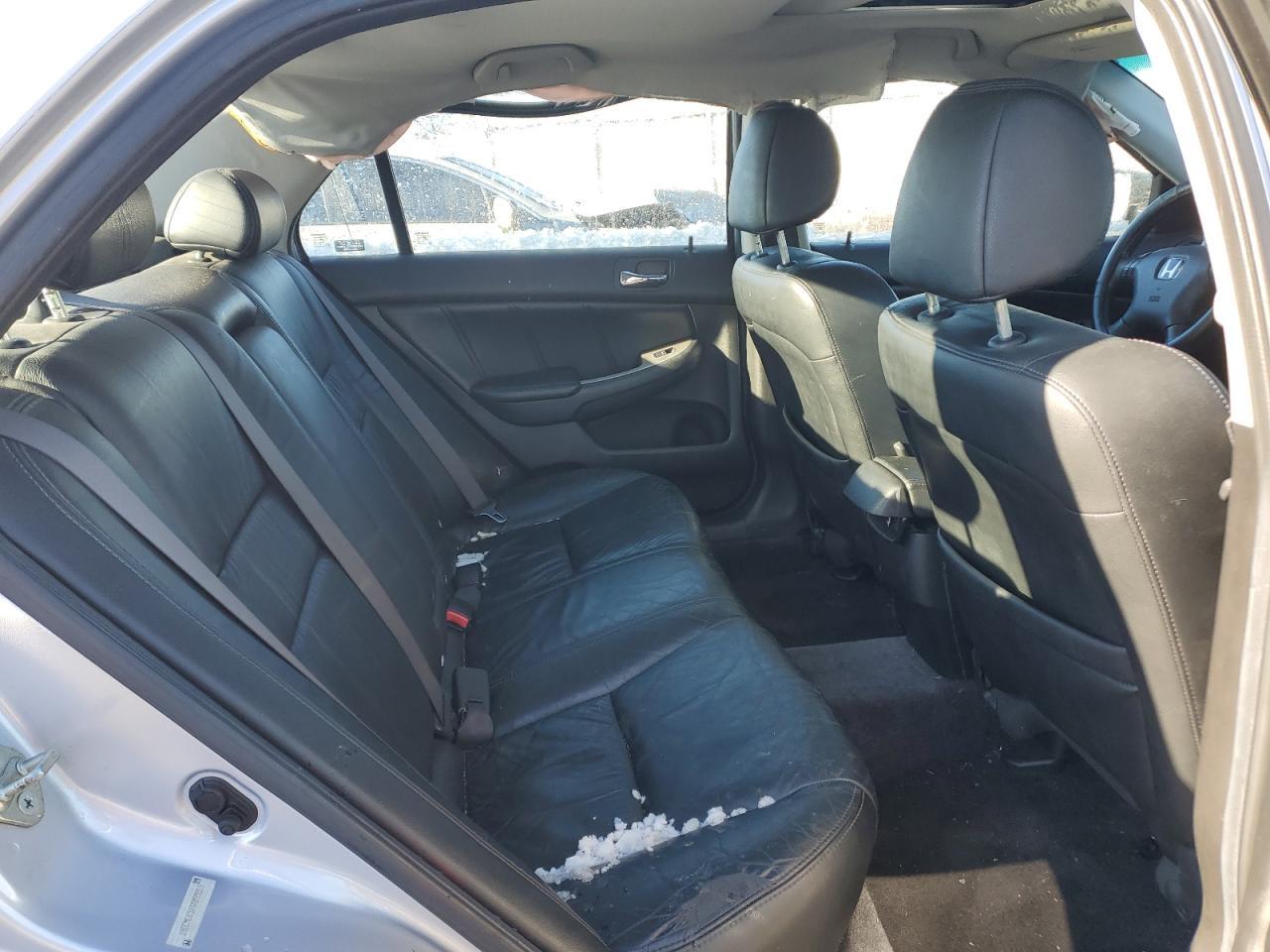 2004 HONDA ACCORD
