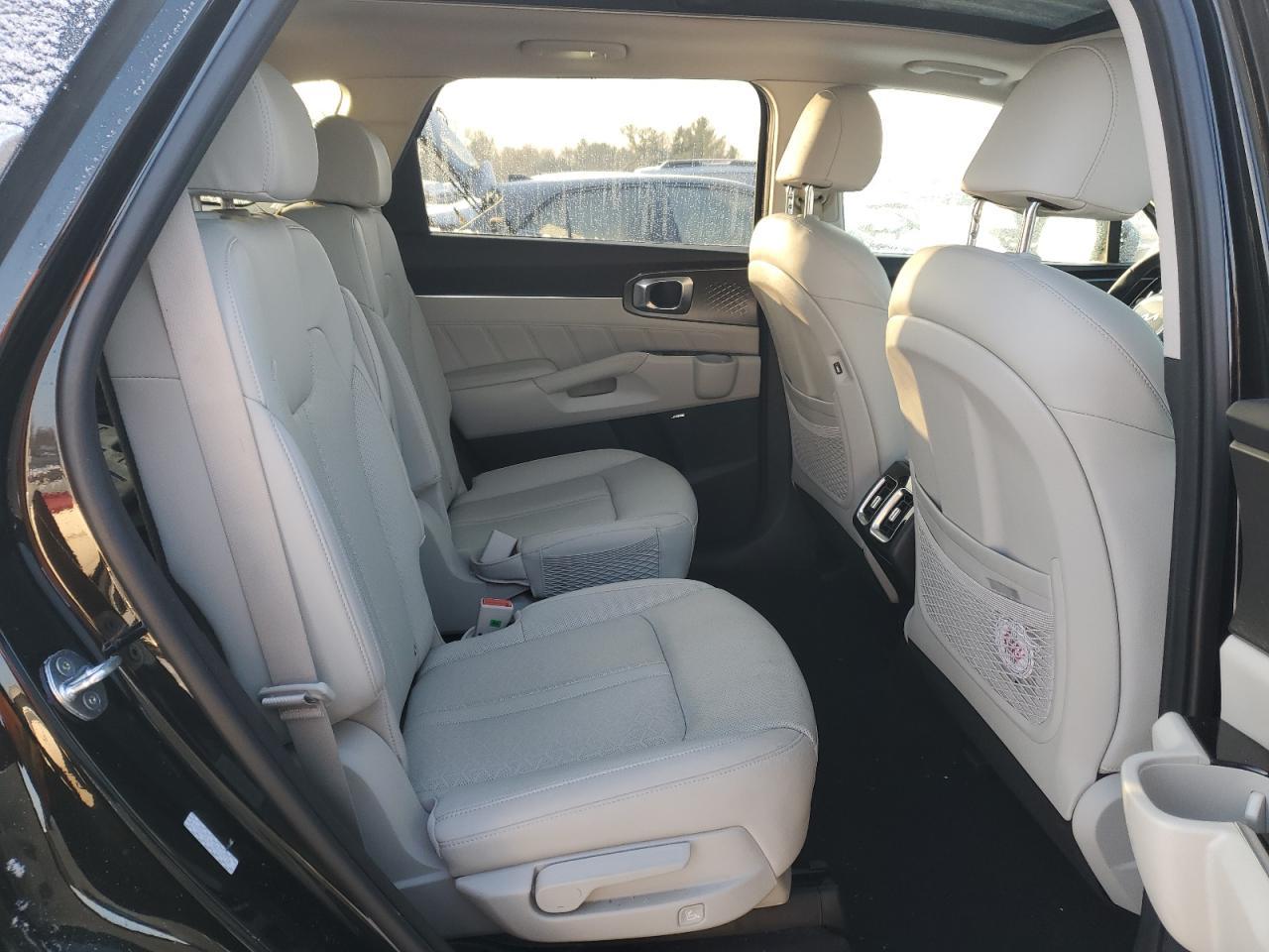 2022 KIA SORENTO