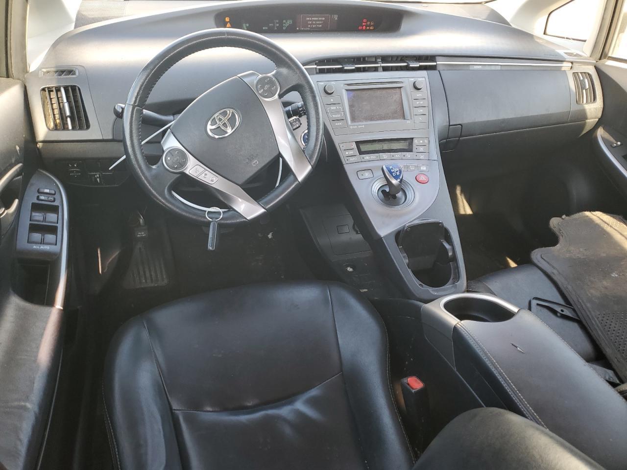 2015 TOYOTA PRIUS