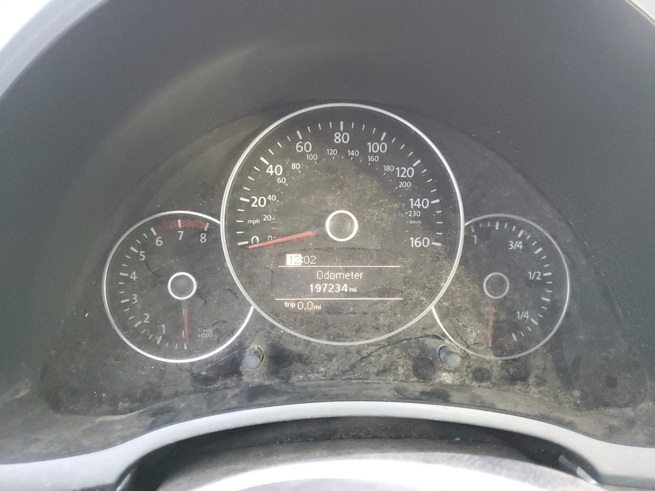 2012 VOLKSWAGEN Beetle