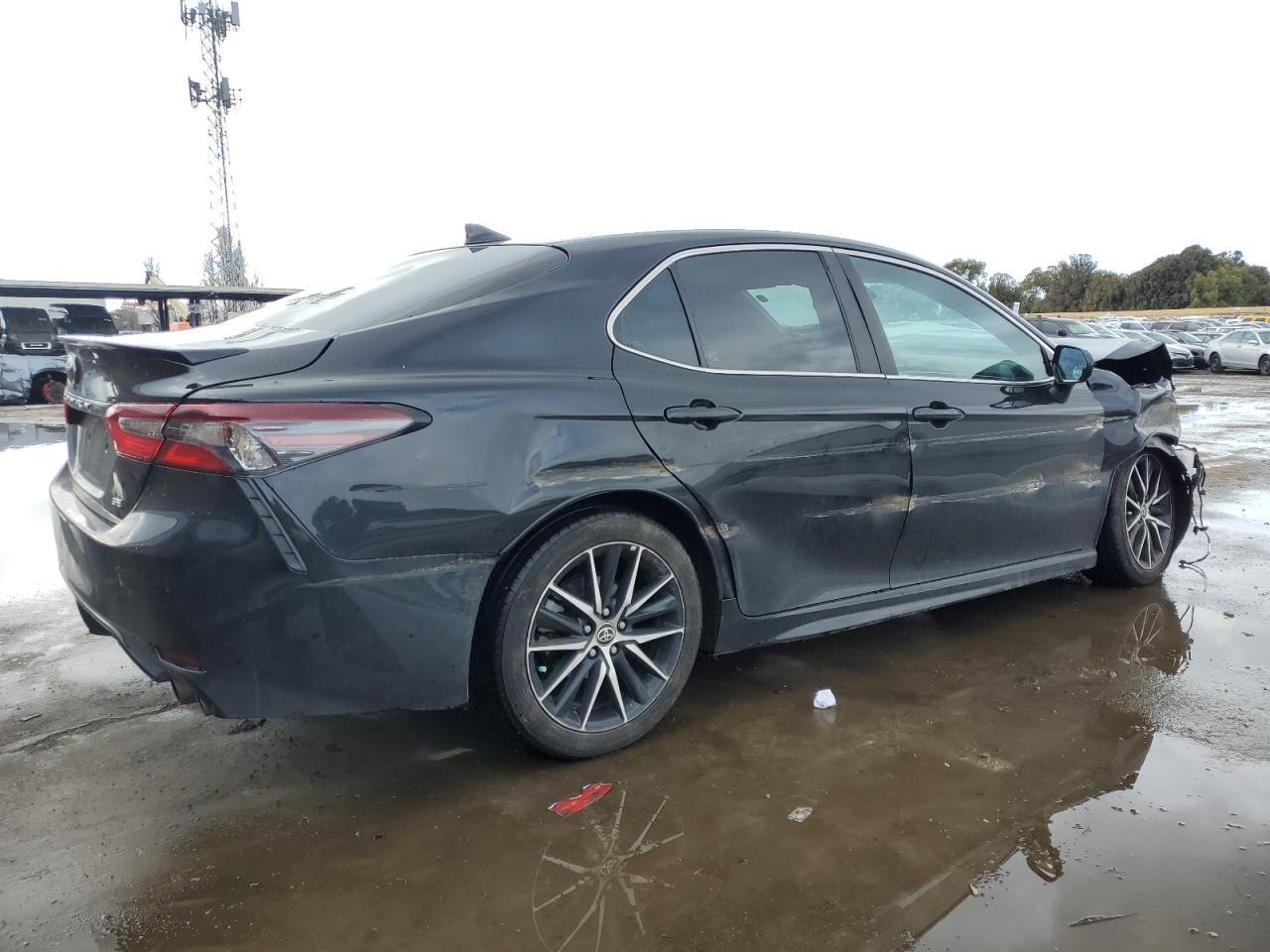 2021 TOYOTA CAMRY