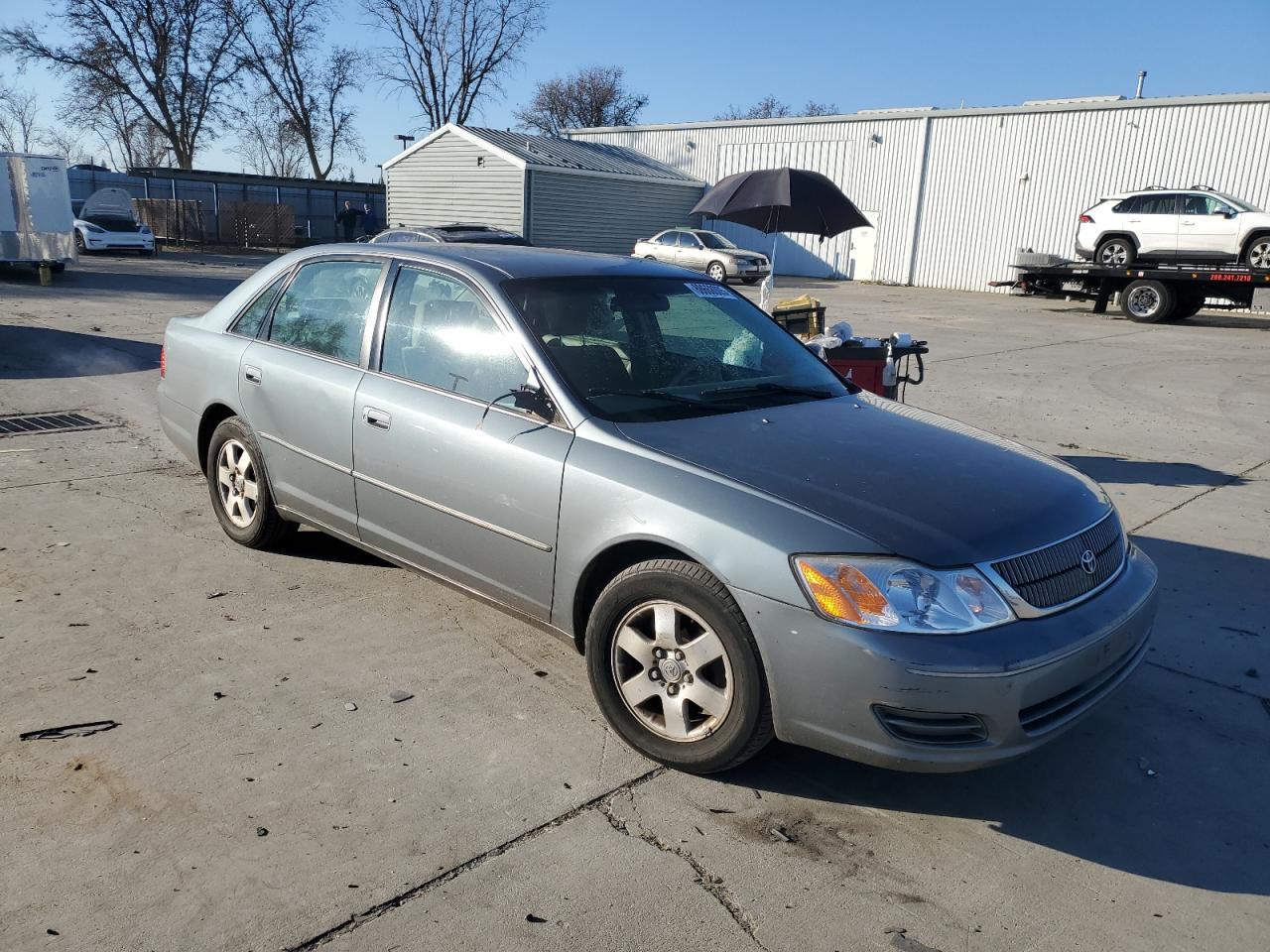 2001 TOYOTA Avalon