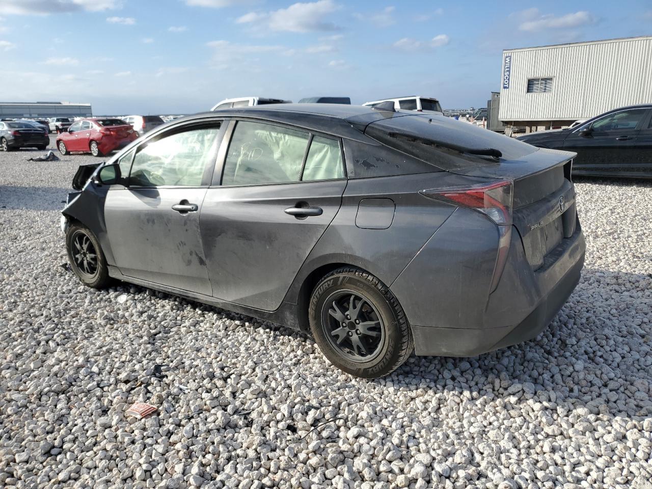2016 TOYOTA PRIUS