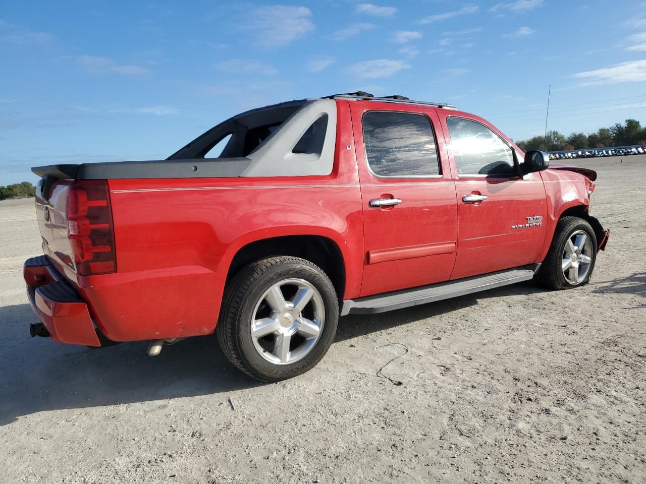 2011 CHEVROLET Avalanche