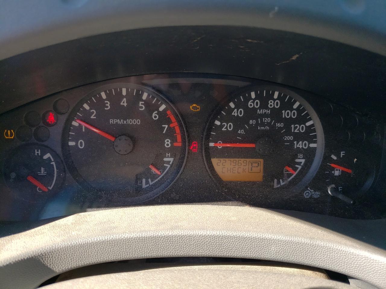 2014 NISSAN Frontier