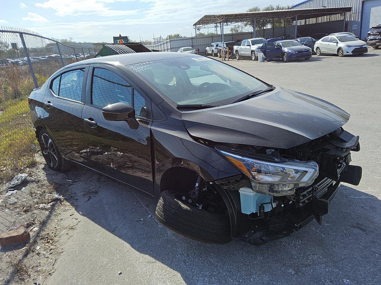 2024 NISSAN VERSA