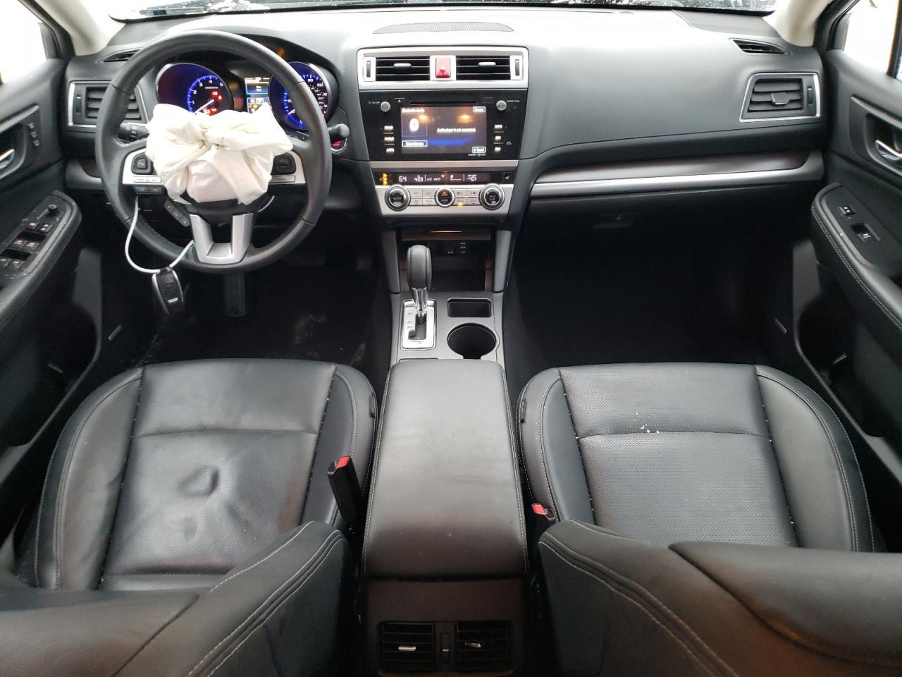 2017 SUBARU Legacy