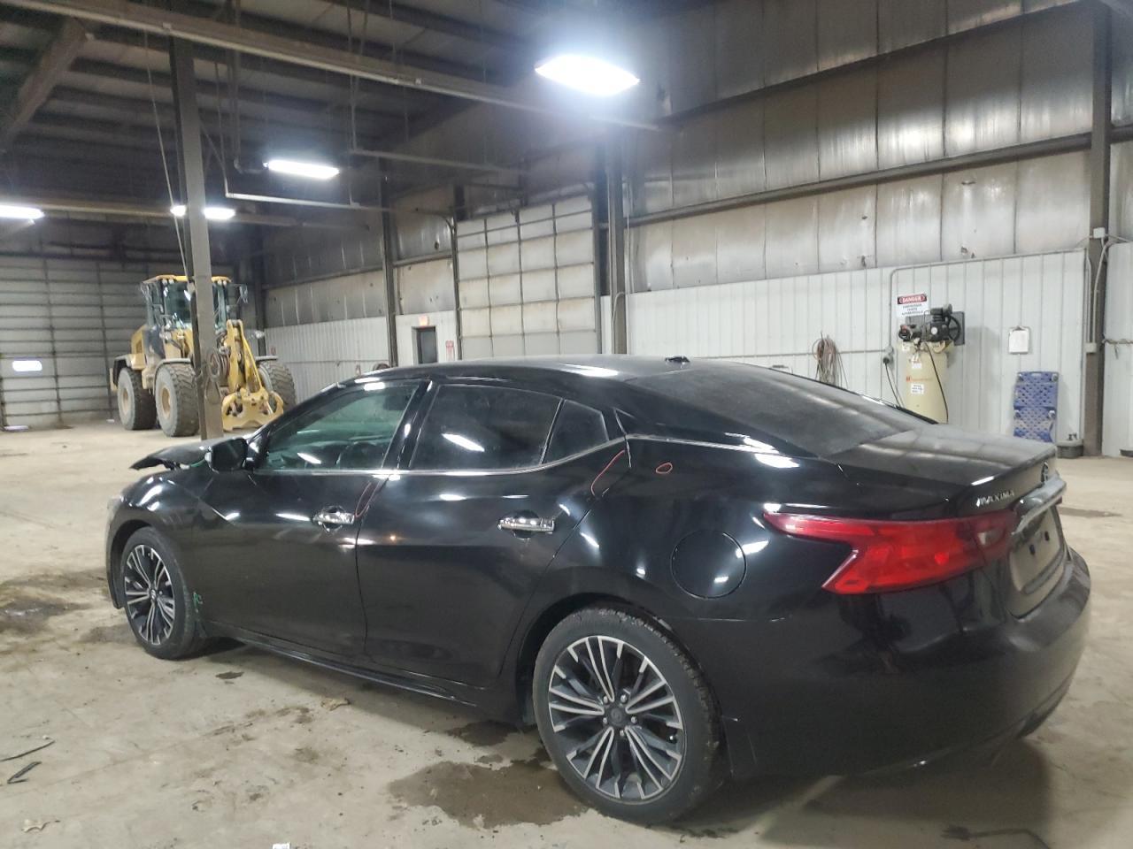 2017 NISSAN Maxima