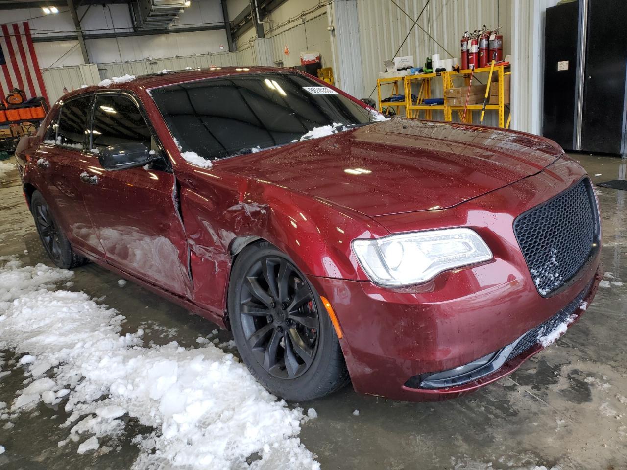 2015 CHRYSLER 300