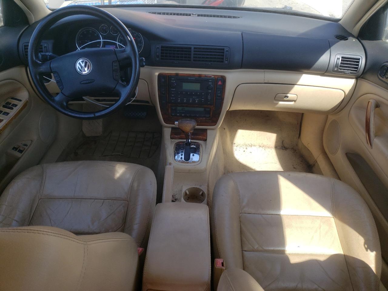 2003 VOLKSWAGEN Passat