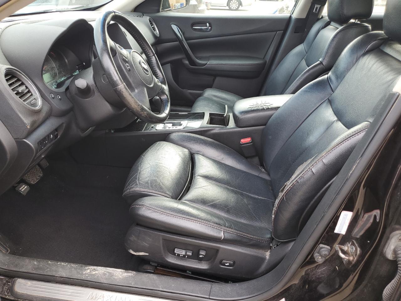 2010 NISSAN Maxima