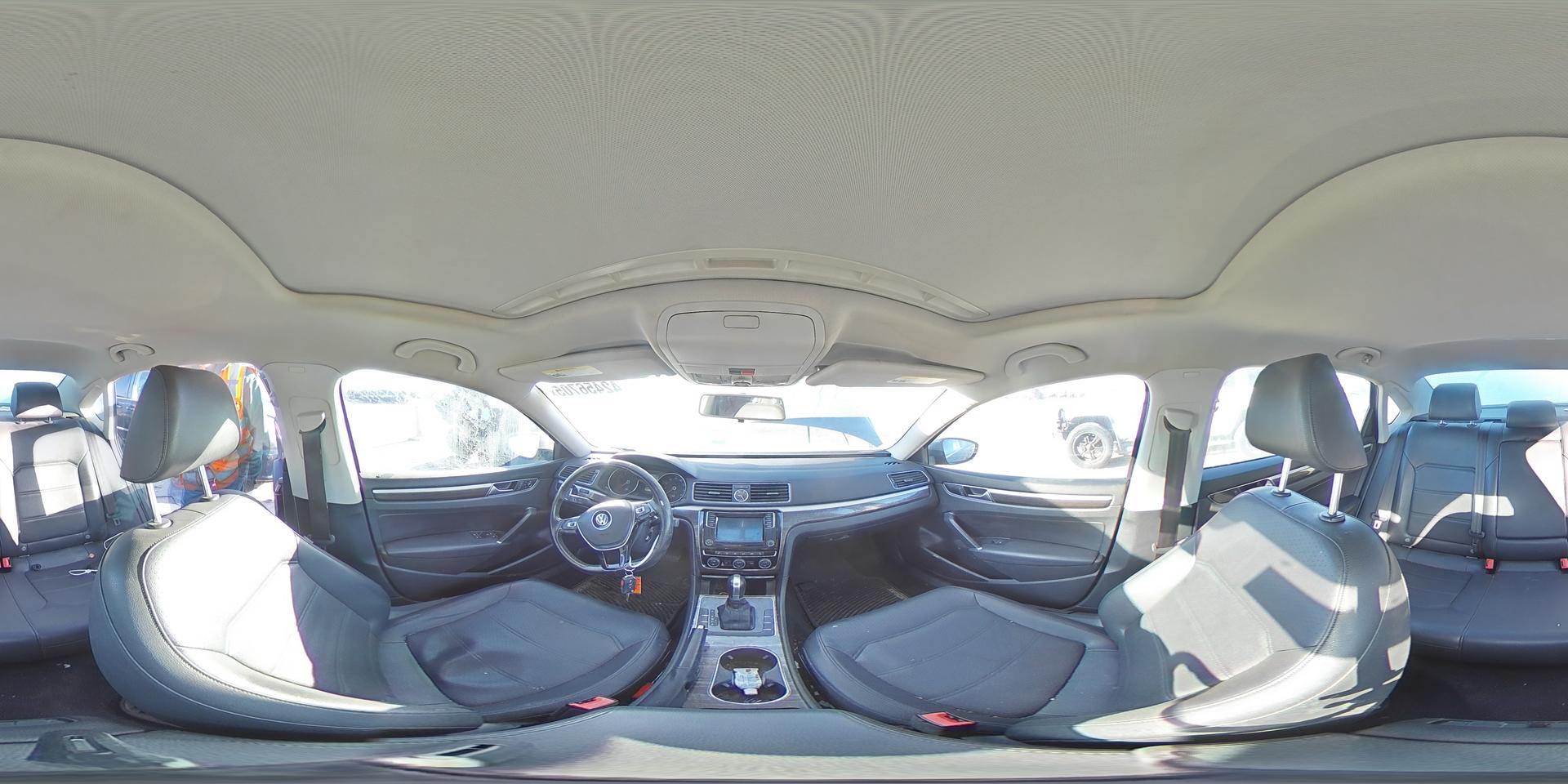 2016 VOLKSWAGEN Passat