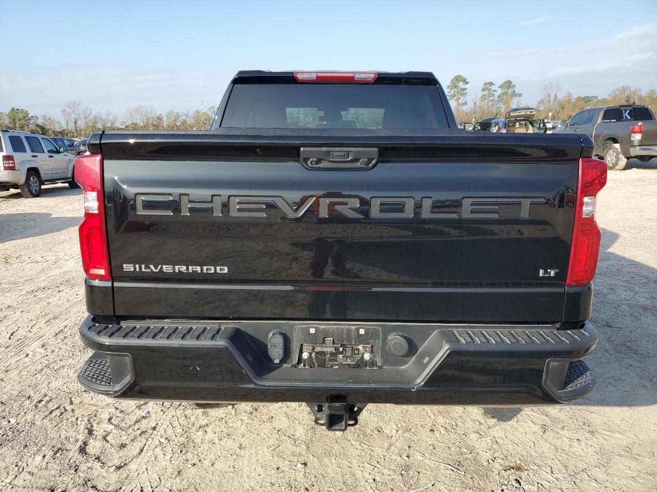 2024 CHEVROLET Silverado