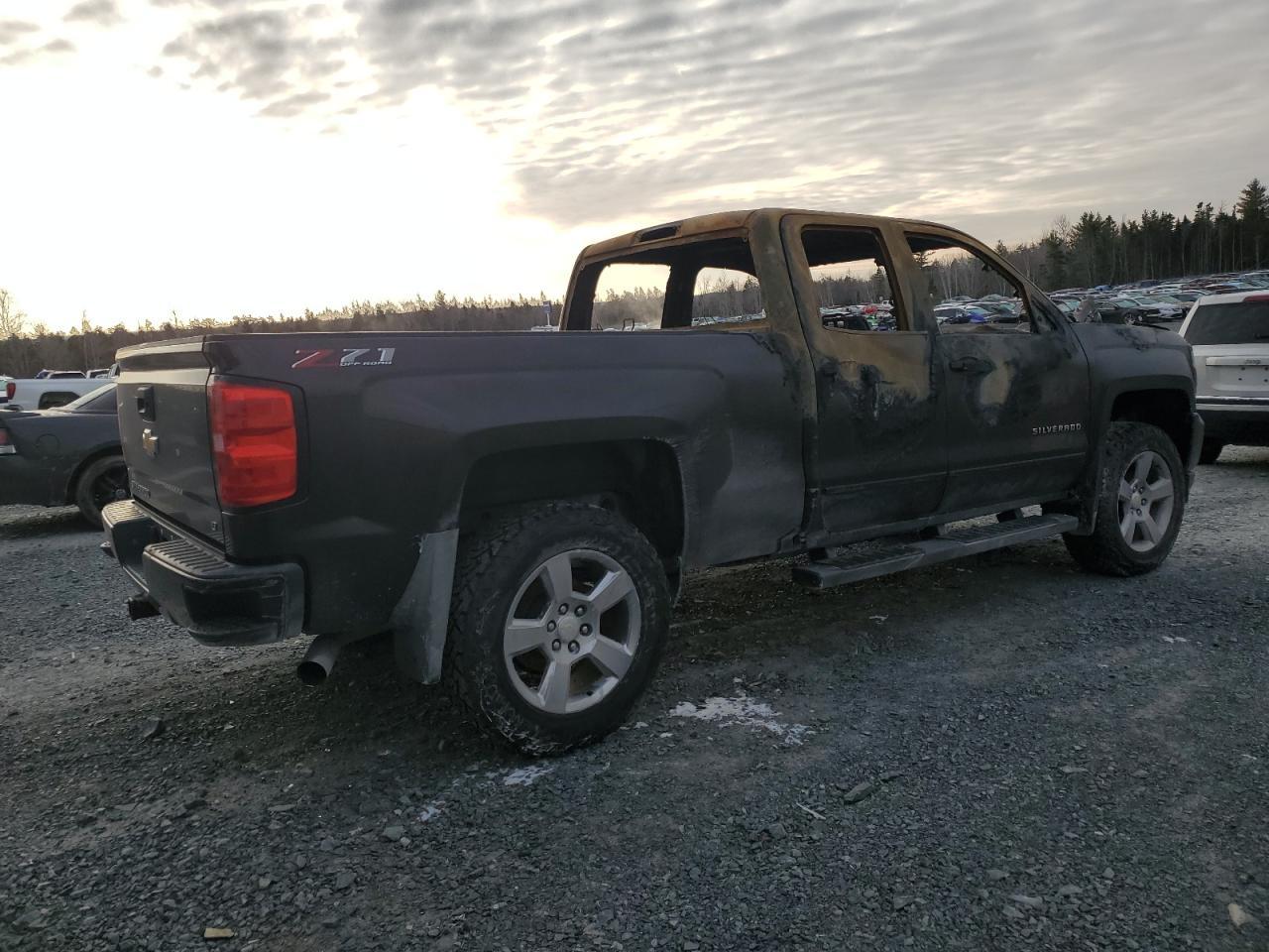 2018 CHEVROLET Silverado